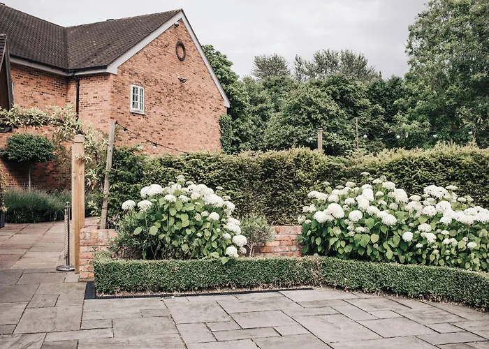 Manor House Hotel And Thermal Spa Gardens, Alsager